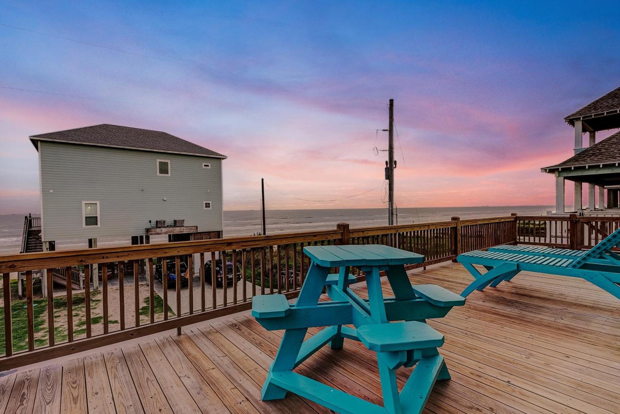 Beachfront - Hot Tub - Bbq - 14 Guests Bolivar Peninsula المظهر الخارجي الصورة